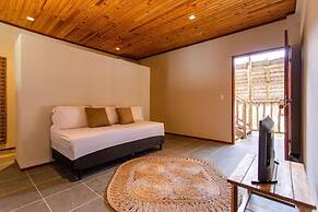 Private Complex With Swimming Pool Close to the Ocean