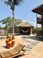Private Complex With Swimming Pool Close to the Ocean