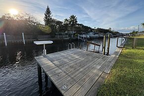Riverside Paradise