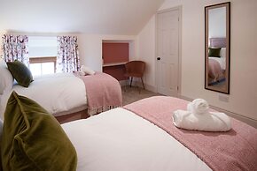 The Cross - 4 Bedroom Cottage - Llangennith