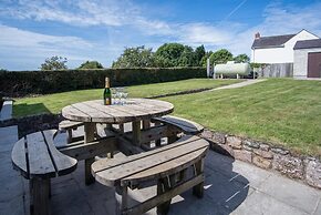 The Cross - 4 Bedroom Cottage - Llangennith