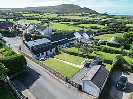 The Cross - 4 Bedroom Cottage - Llangennith