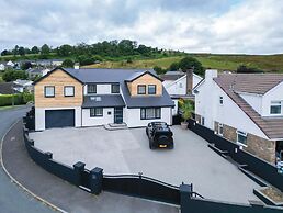 Castell Morlais - Luxurious 5 Bed - Pontsticill