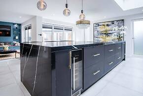 Castell Morlais - Luxurious 5 Bed - Pontsticill