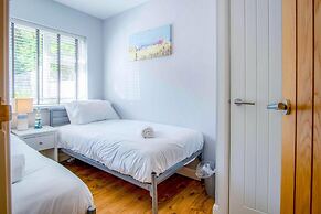 Marshmallow - 2 Bedroom Cottage - Oxwich