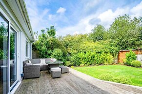 Marshmallow - 2 Bedroom Cottage - Oxwich