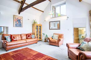 West Barn - 2 Bedroom Cottage - Llandeilo
