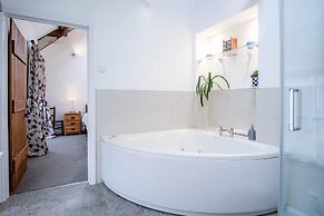 West Barn - 2 Bedroom Cottage - Llandeilo