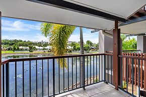 Bright 3-bedroom Beachside Stay With Pool & BBQ