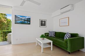 Chic 1-bed Apartment by Balmoral Beach