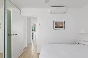 Chic 1-bed Apartment by Balmoral Beach