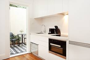 Funky Inner West Studio With Private Patio