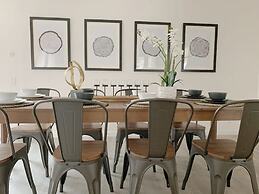 @ Marbella Lane - 4BR Alluring Home