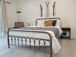 @ Marbella Lane - 4BR Alluring Home