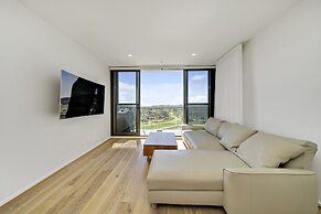 Modern 1-bed Apartment With Parking