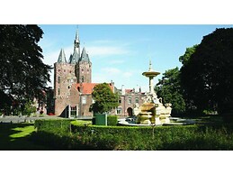 Comfortable Forest Lodge With Open Space