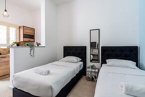 Simba Studio in Larnaca & Terrace