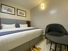 Five Clover Hotel Ilupeju