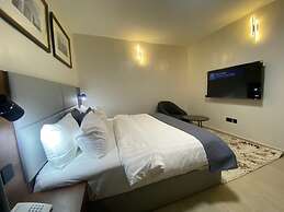 Five Clover Hotel Ilupeju