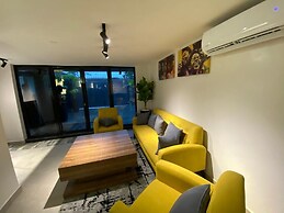 Five Clover Hotel Ilupeju