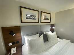 Five Clover Hotel Ilupeju