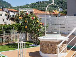 Radici House