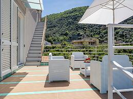 Radici House