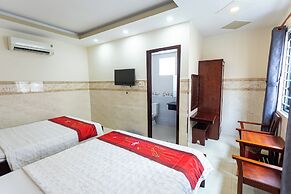 Thuy Duong Hotel - Near Tan Son Nhat Airport