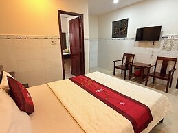 Thuy Duong Hotel - Near Tan Son Nhat Airport