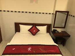 Thuy Duong Hotel - Near Tan Son Nhat Airport