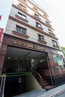 Thuy Duong Hotel - Near Tan Son Nhat Airport
