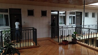Nomads Trail Hotel