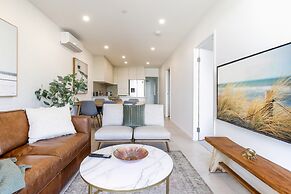 Elegant 2-bed Apartment With Stunning Views