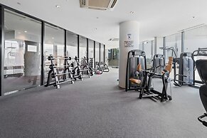 2-bed, 500m From The Beach With Pool, Gym & Sauna