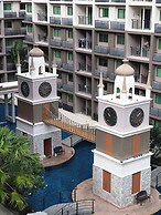 Luxurious Pattaya Apartment With Pool Access