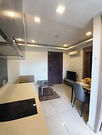 Luxurious Pattaya Apartment With Pool Access