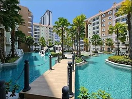 Seven Seas Cote Apartment