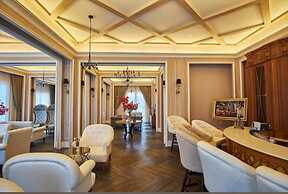 Seven Seas Cote Apartment