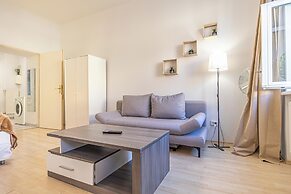 1BR Apt Smart TV Fully Equipped Longstay