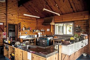 Forest Lodge