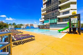 Beachfront Studio Condo-Seaview BW1