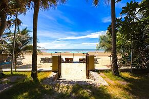 Beachfront Studio Condo-Seaview BW1