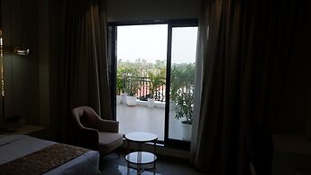 THE HOLY AWADH HOTEL