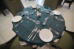 THE HOLY AWADH HOTEL