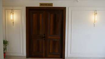 THE HOLY AWADH HOTEL