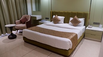 THE HOLY AWADH HOTEL