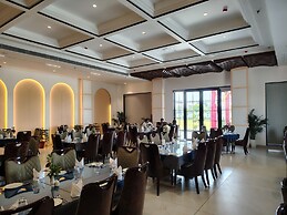 THE HOLY AWADH HOTEL