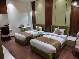 THE HOLY AWADH HOTEL