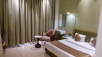 THE HOLY AWADH HOTEL