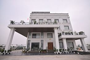 THE HOLY AWADH HOTEL
